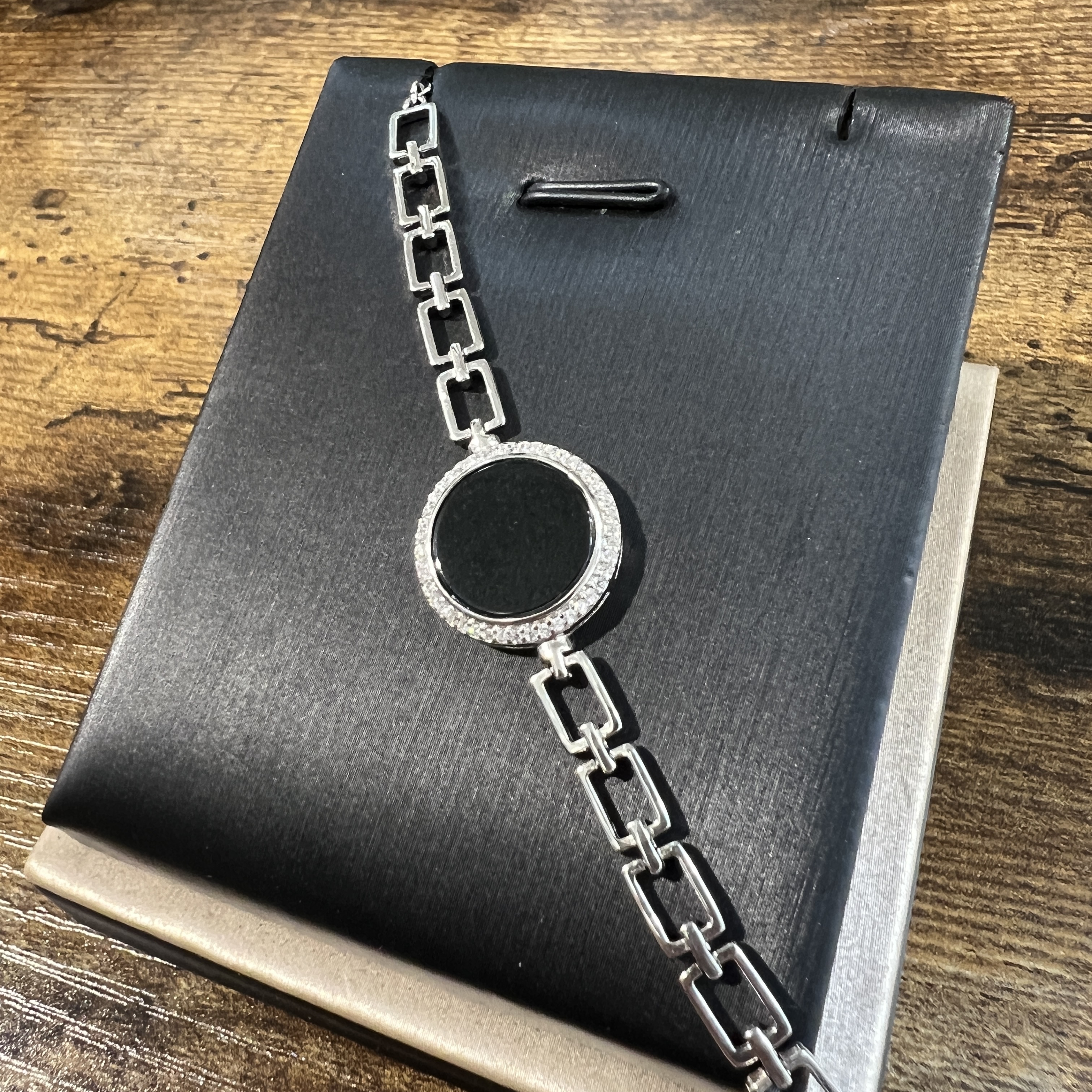 圓無事牌墨玉手鍊