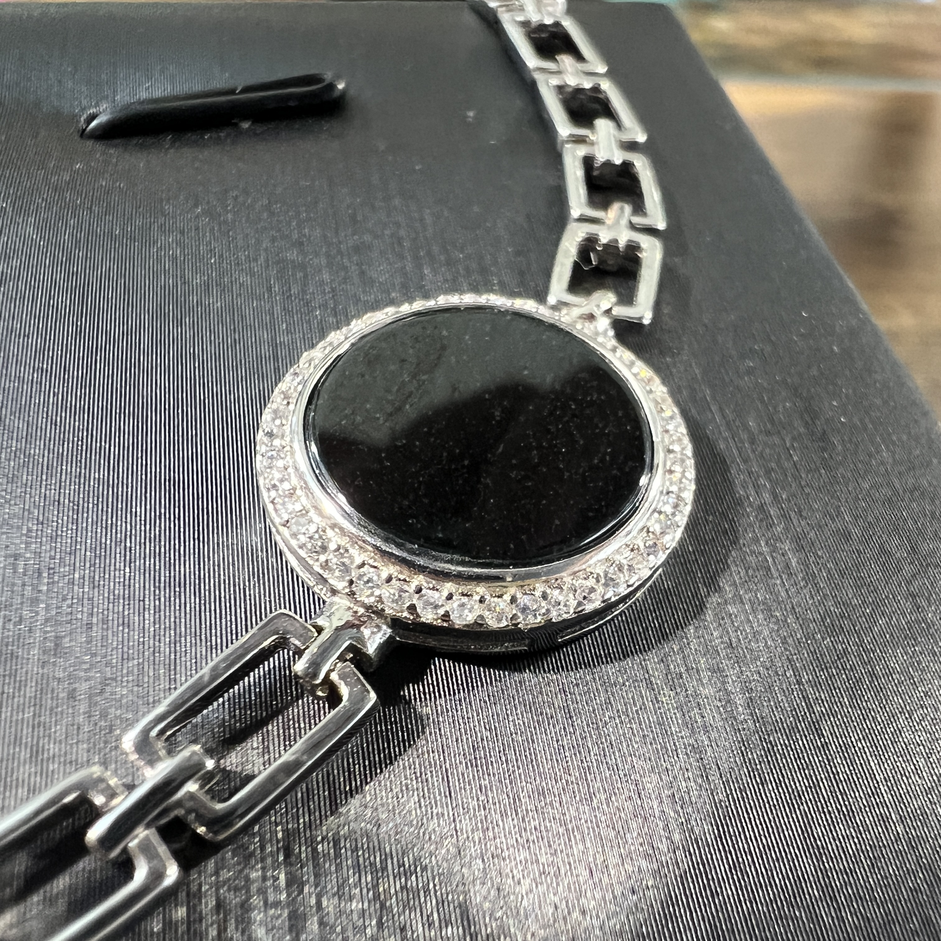 圓無事牌墨玉手鍊