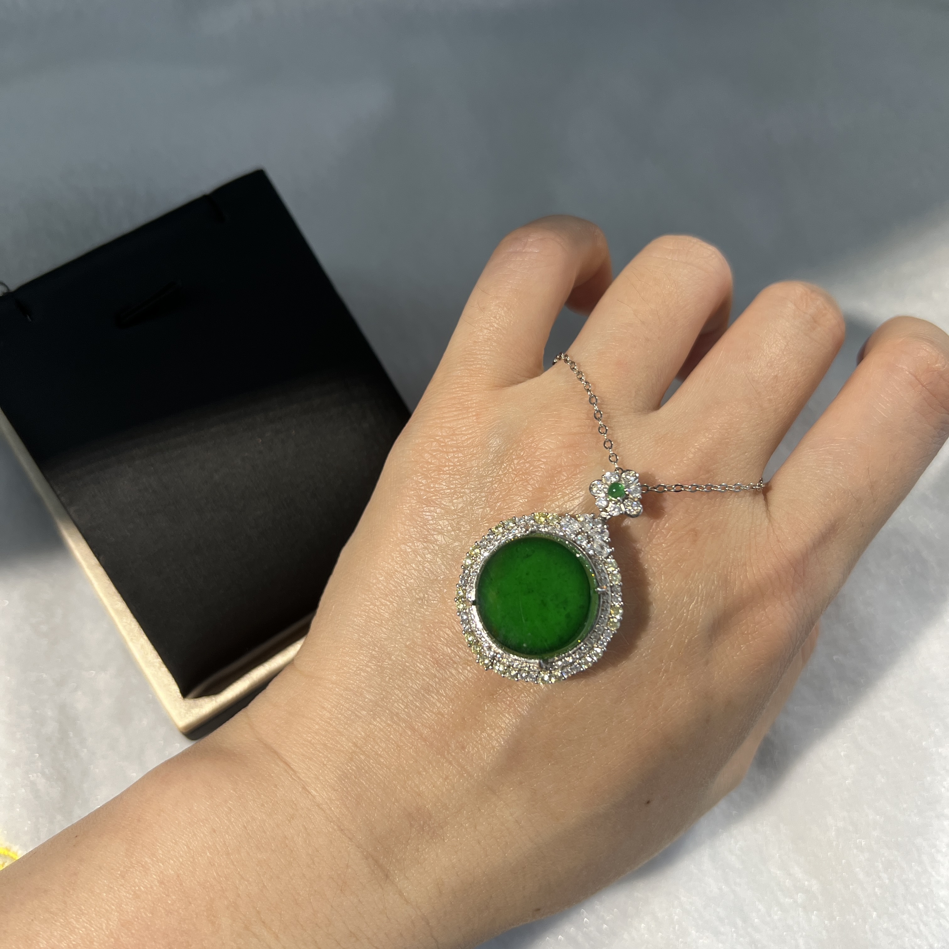 冰濃綠圓無事牌