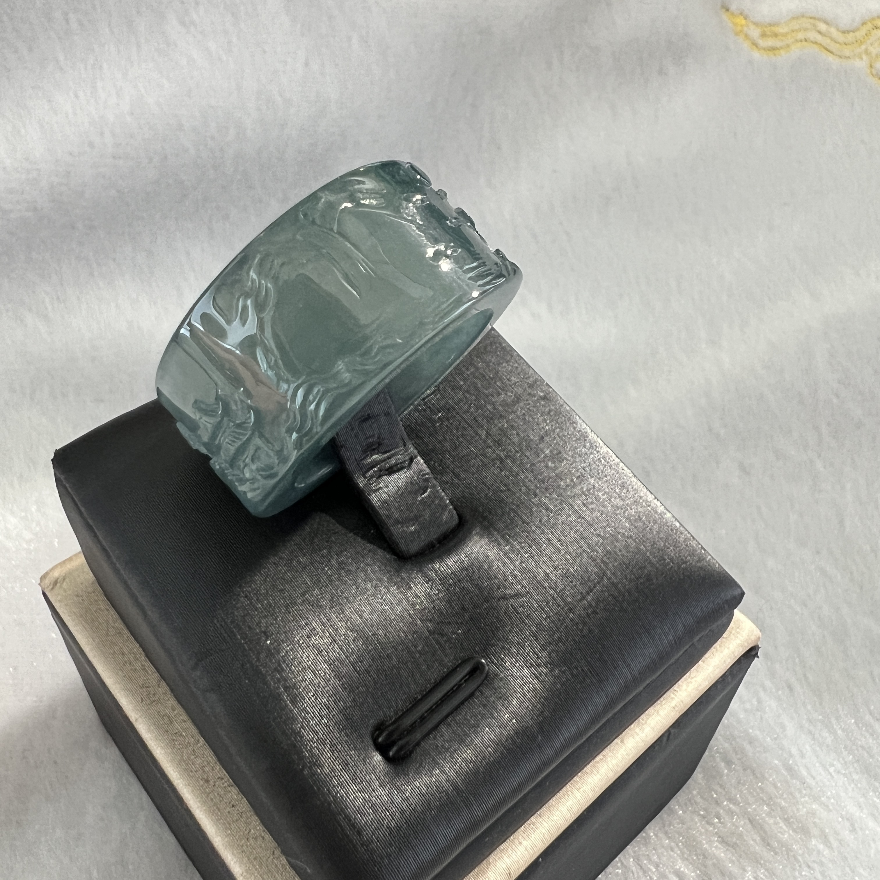 冰種藍山水雕刻戒指