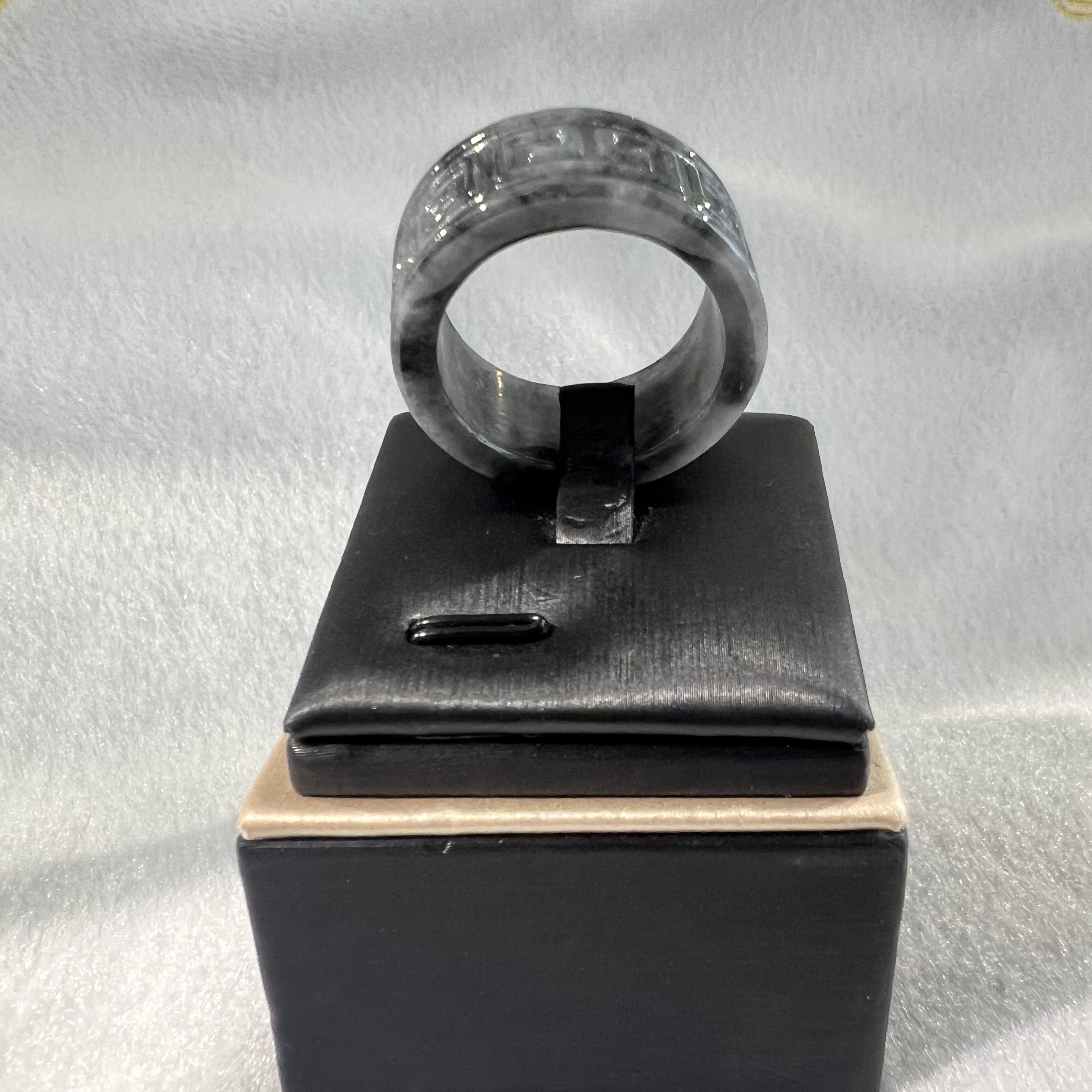 烏雞仿古文戒指