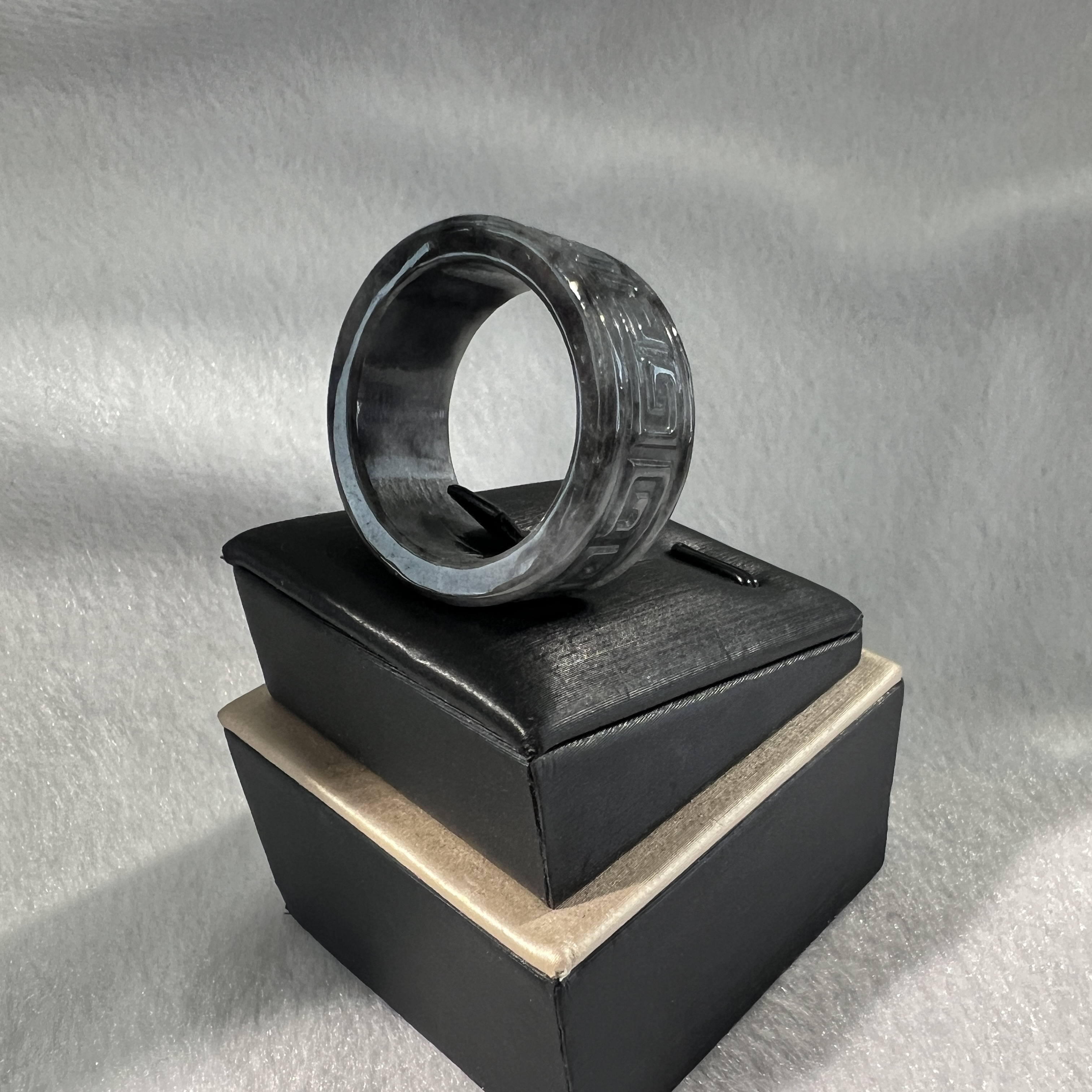 烏雞仿古文戒指