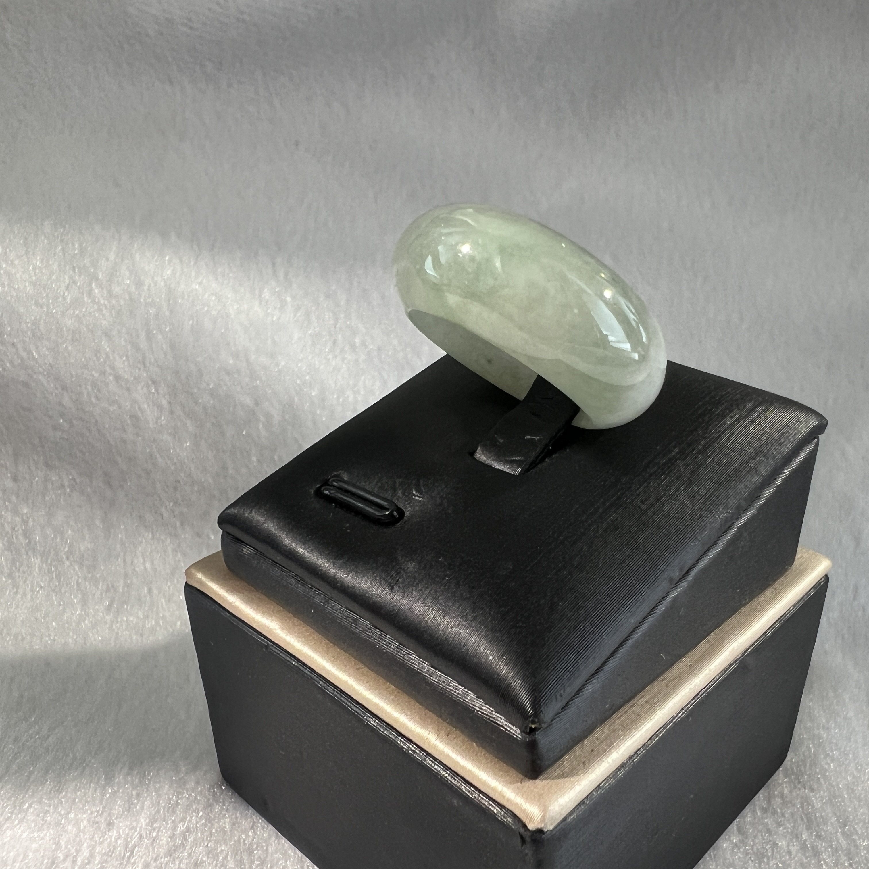 半山水湖水綠厚妝戒指