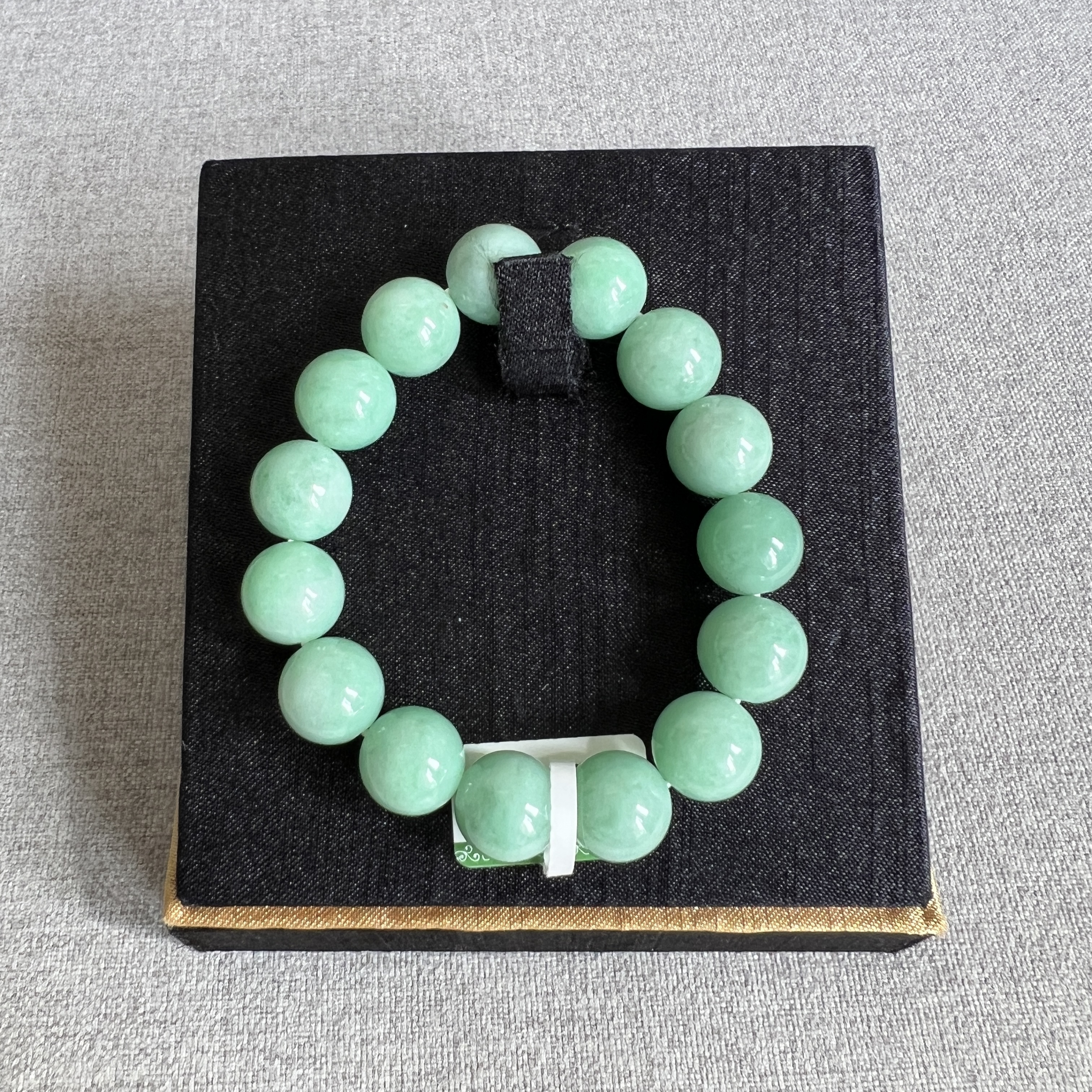 細糯果陽綠手串