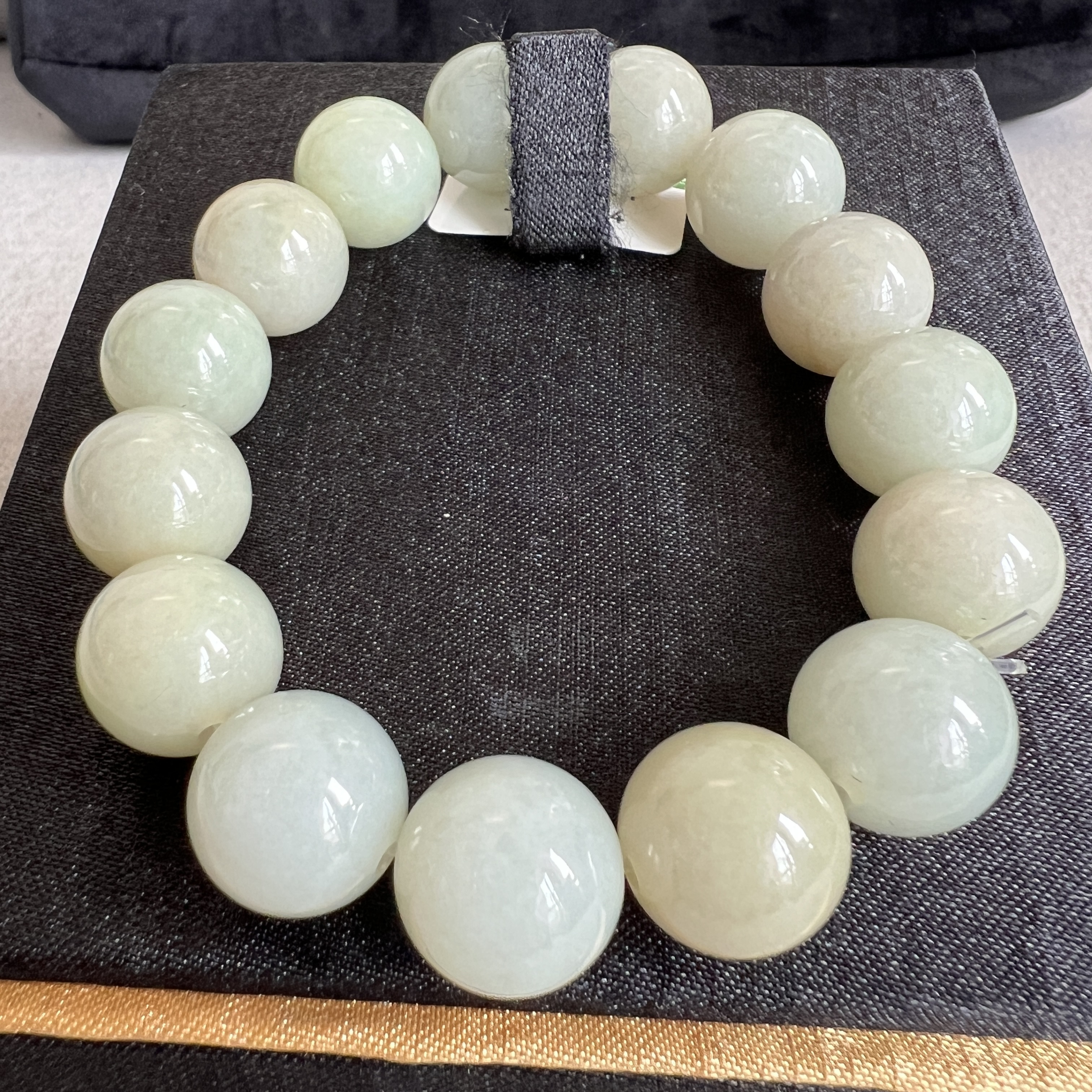 細糯淺茶黃手串