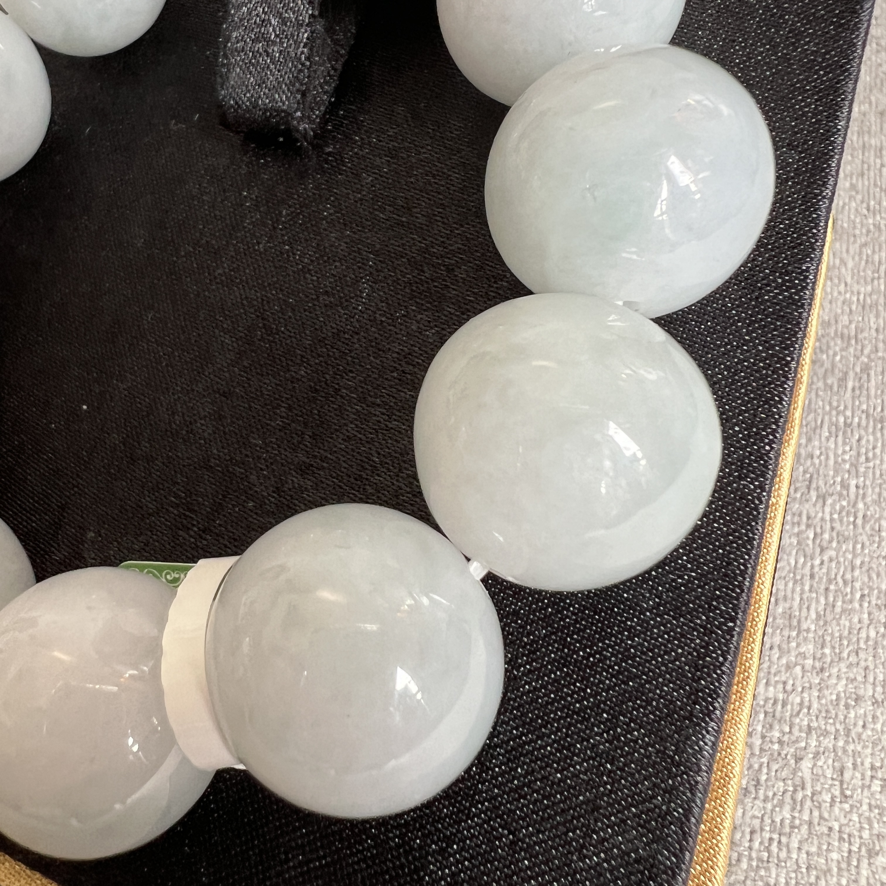 細糯白月光大手串