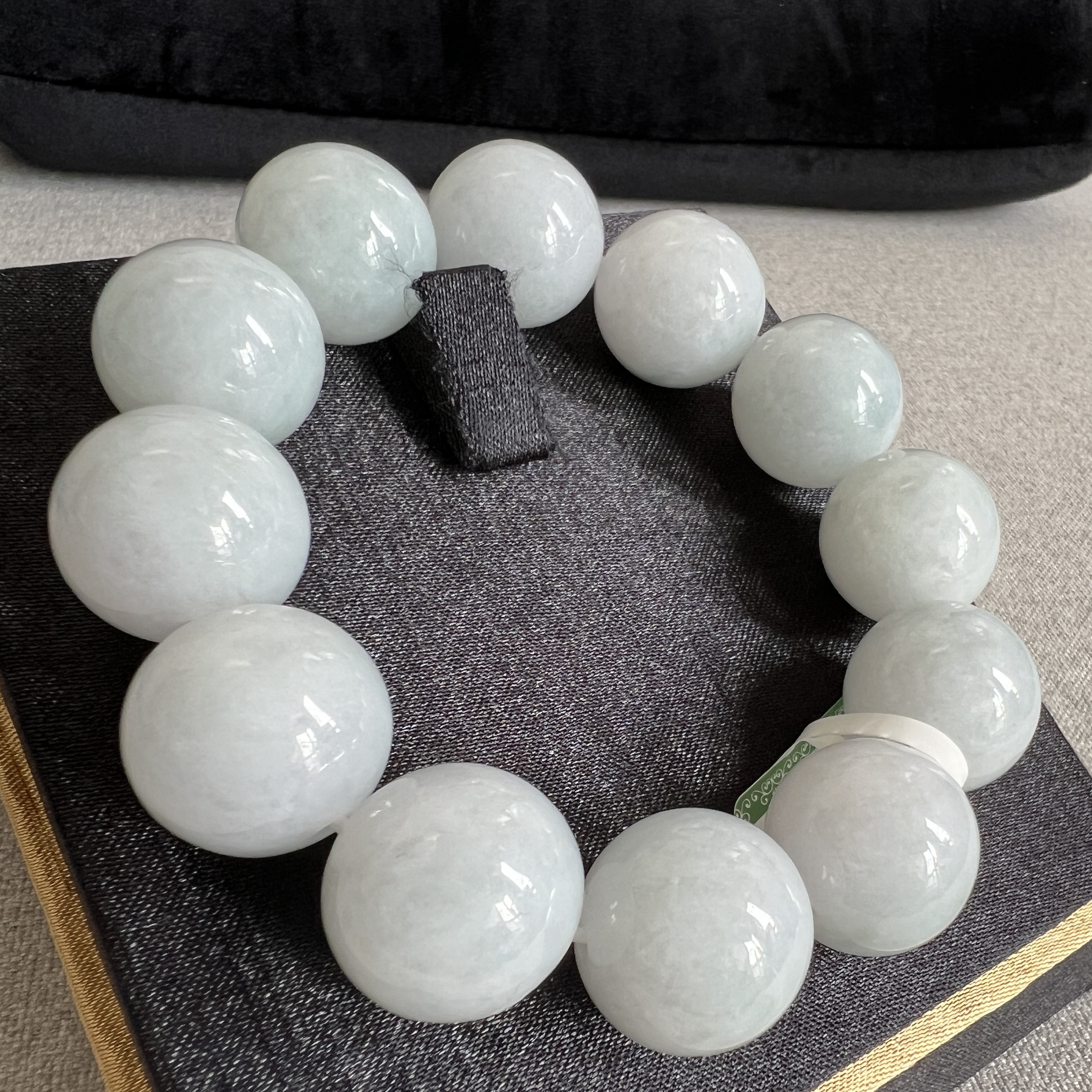 細糯白月光大手串