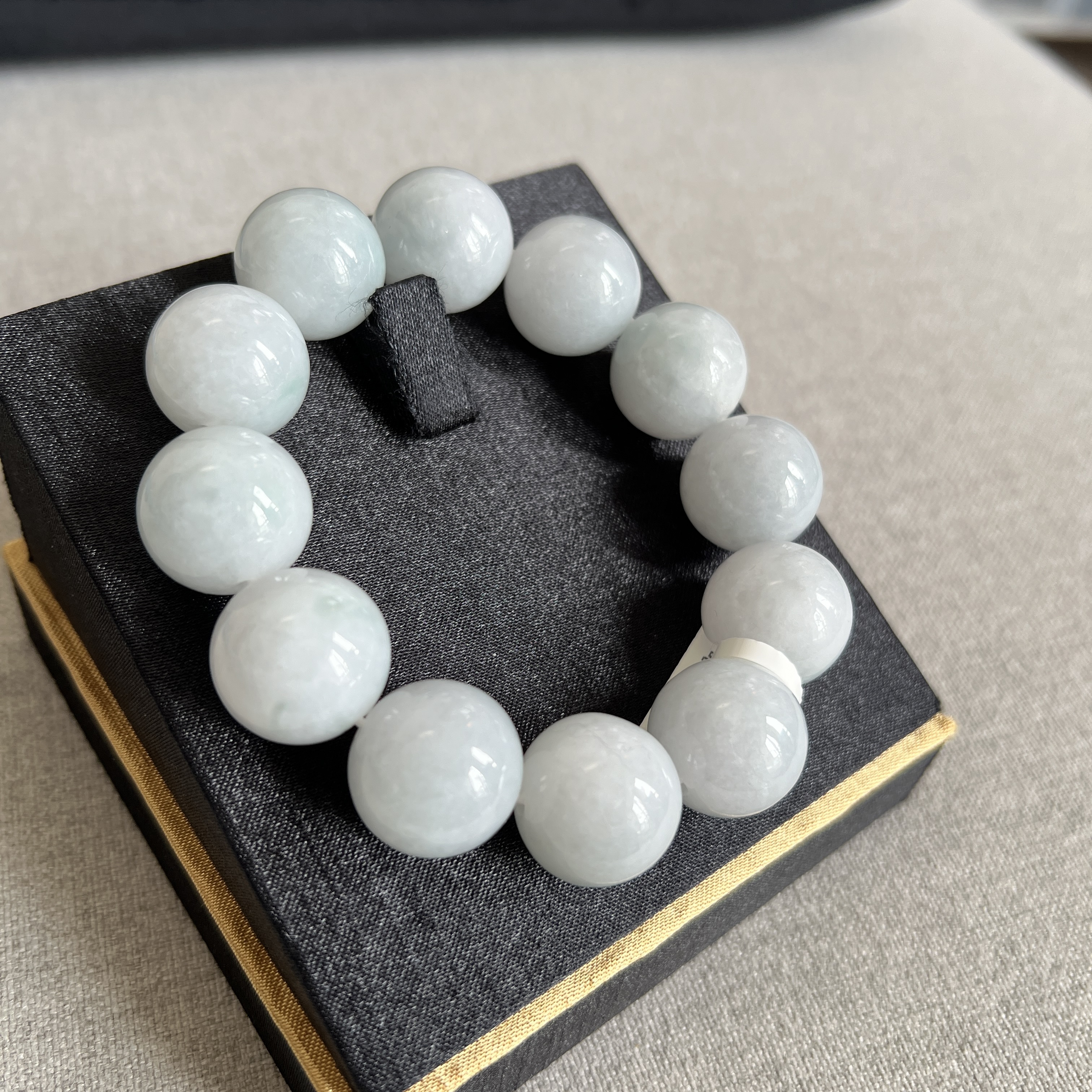 細糯白月光大手串