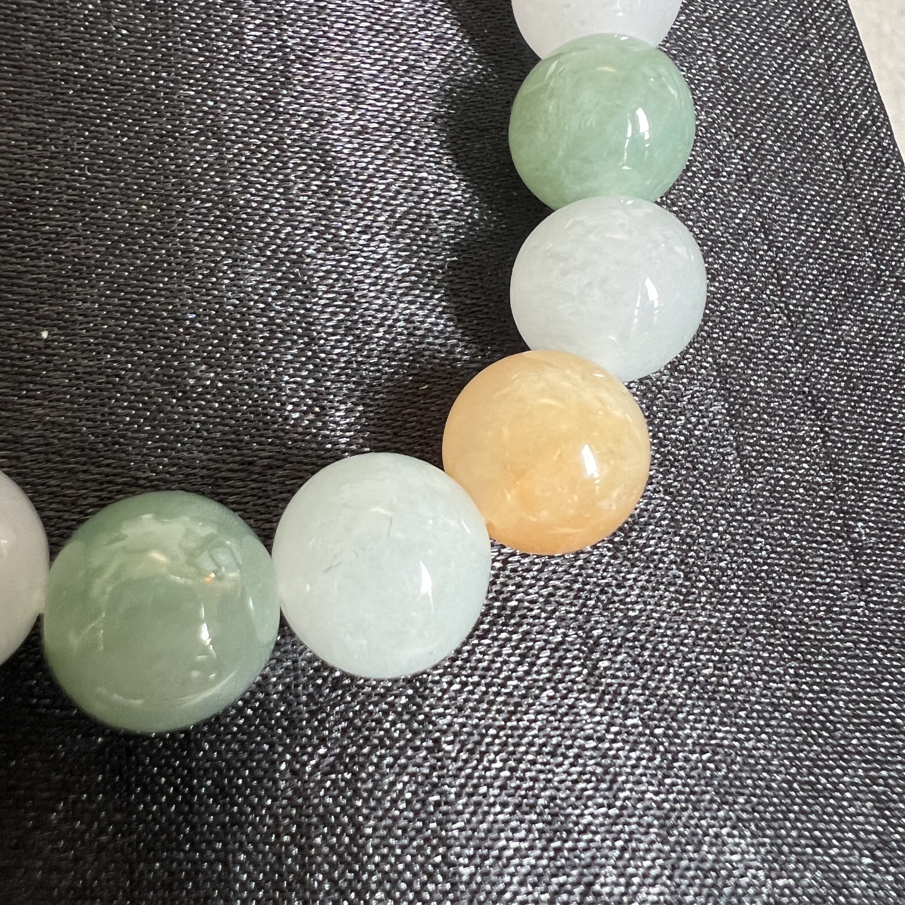 細糯多寶膠感手串