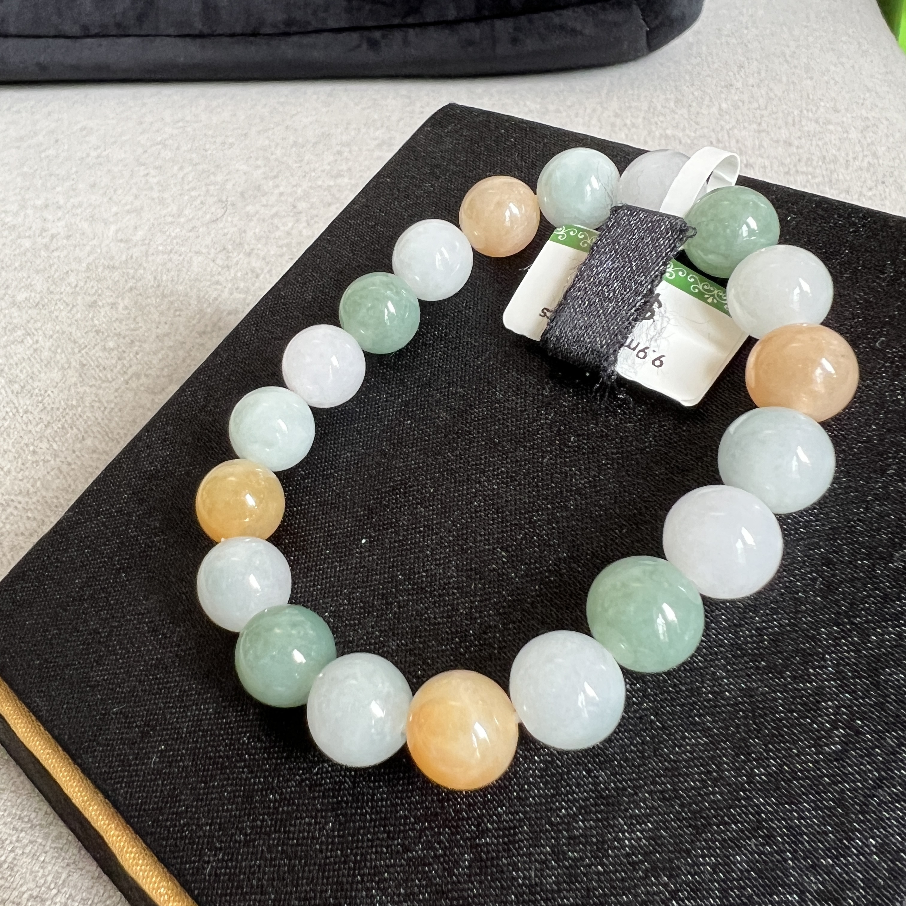 細糯多寶膠感手串