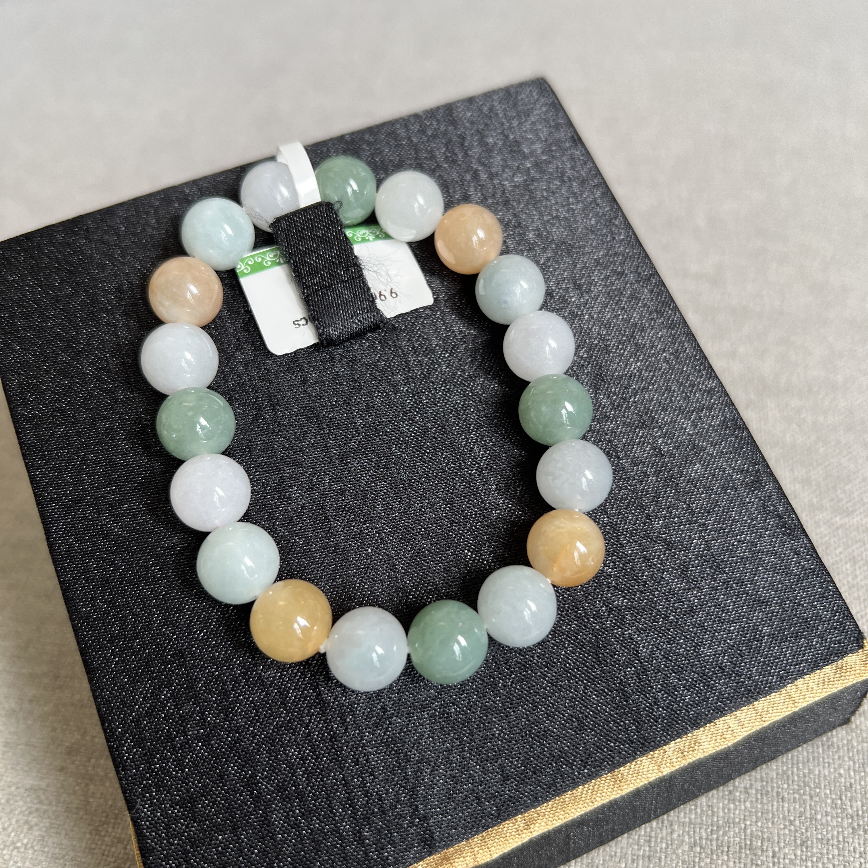 細糯多寶膠感手串