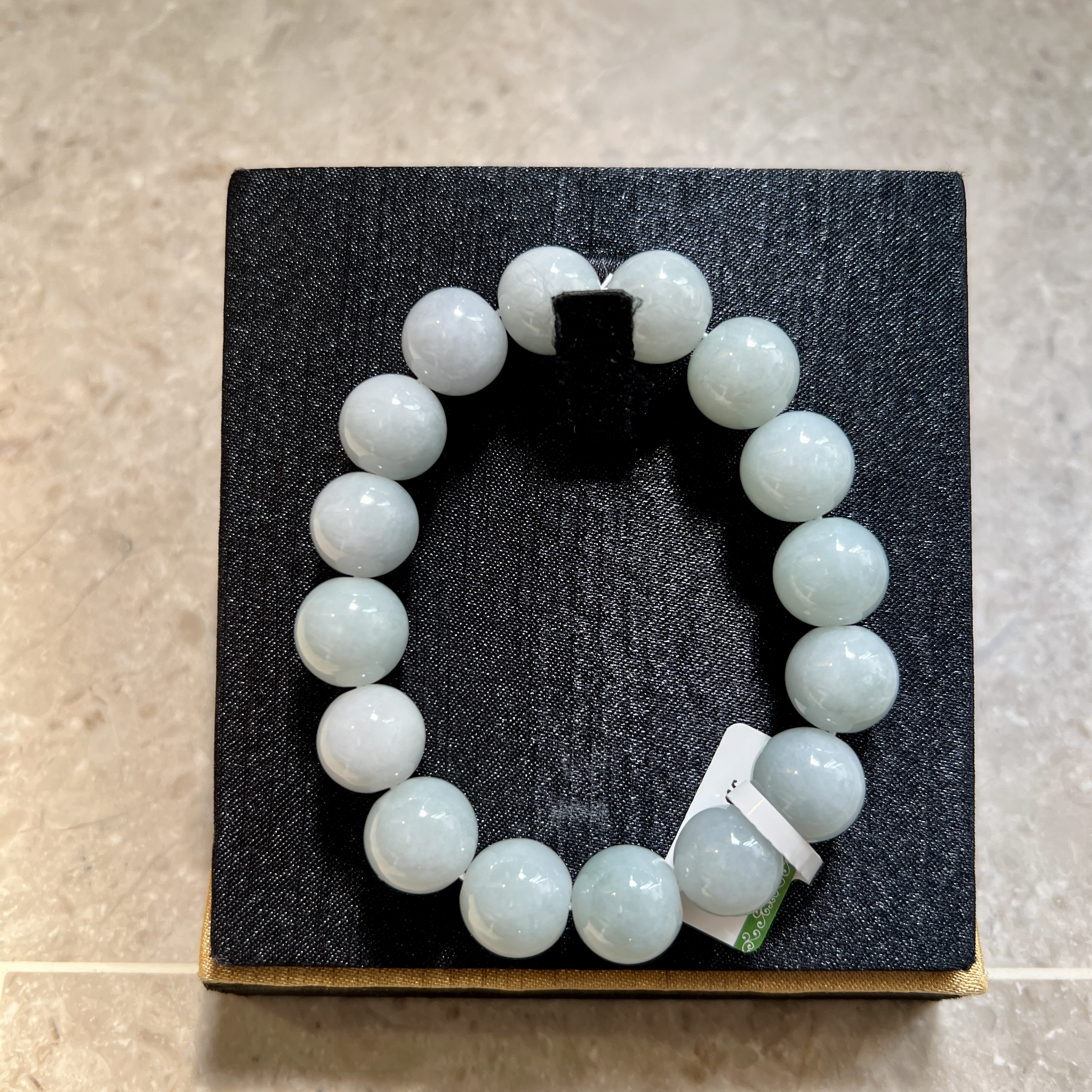 細糯淺白底色手串