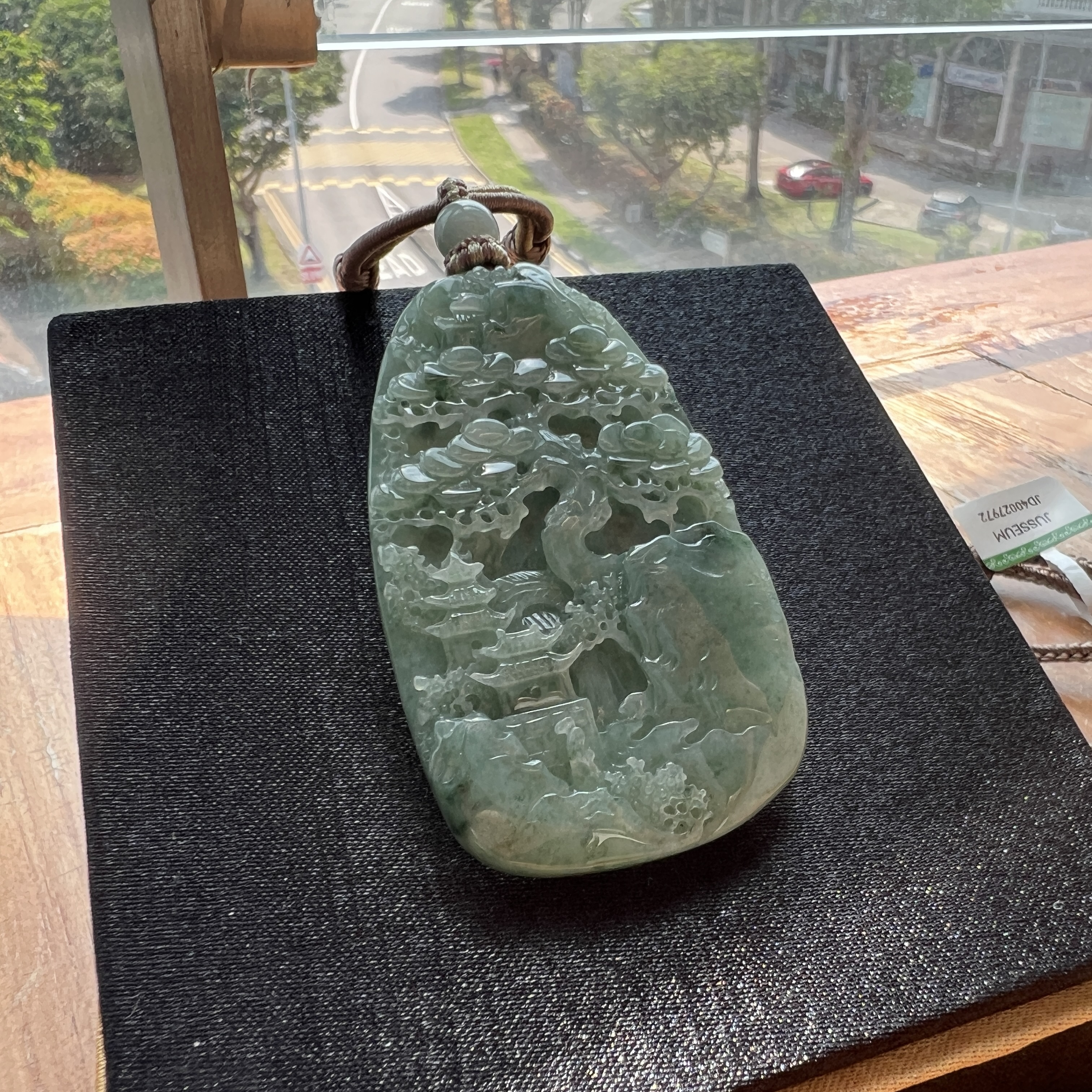 細糯湖水綠山水牌