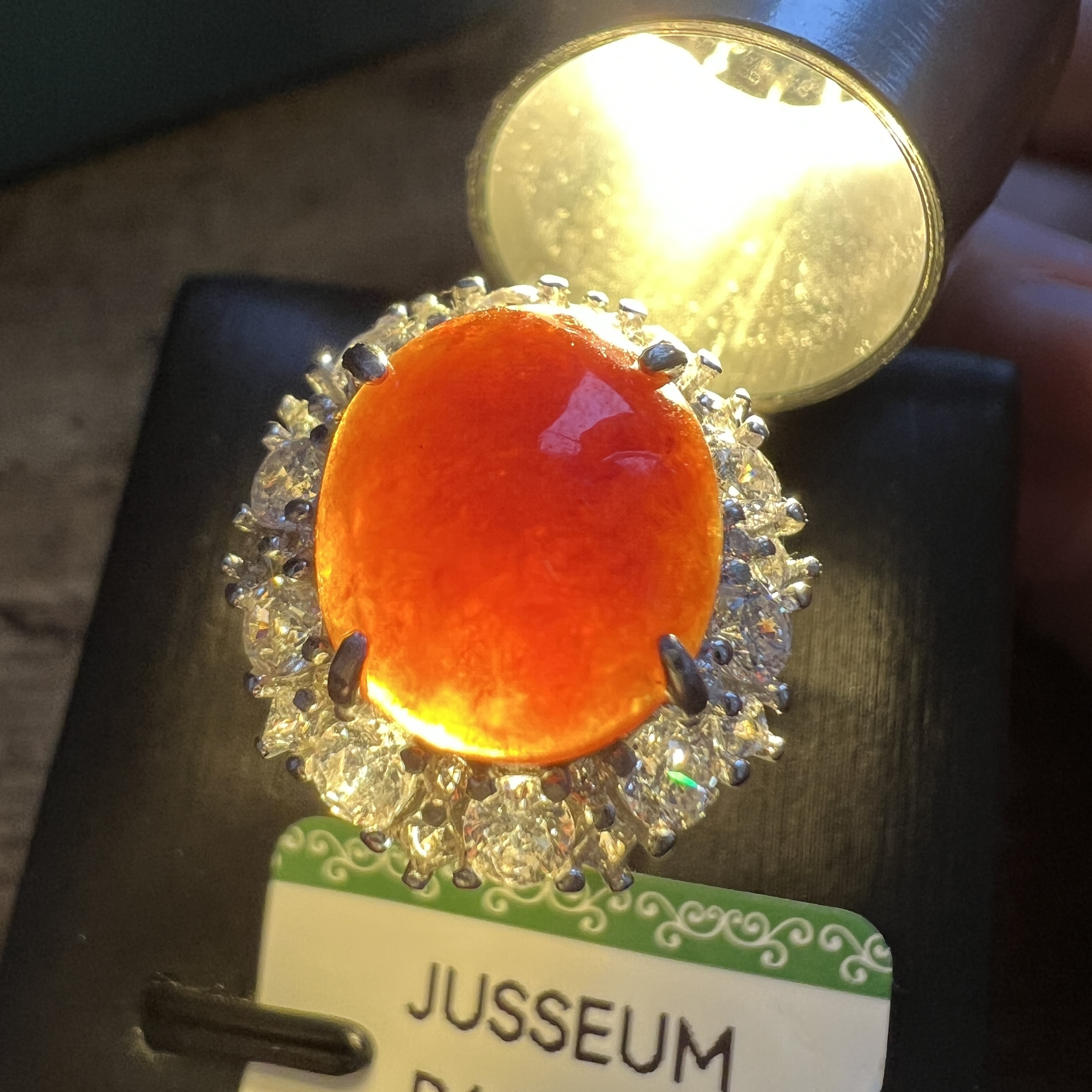 糯種正濃紅翡戒指