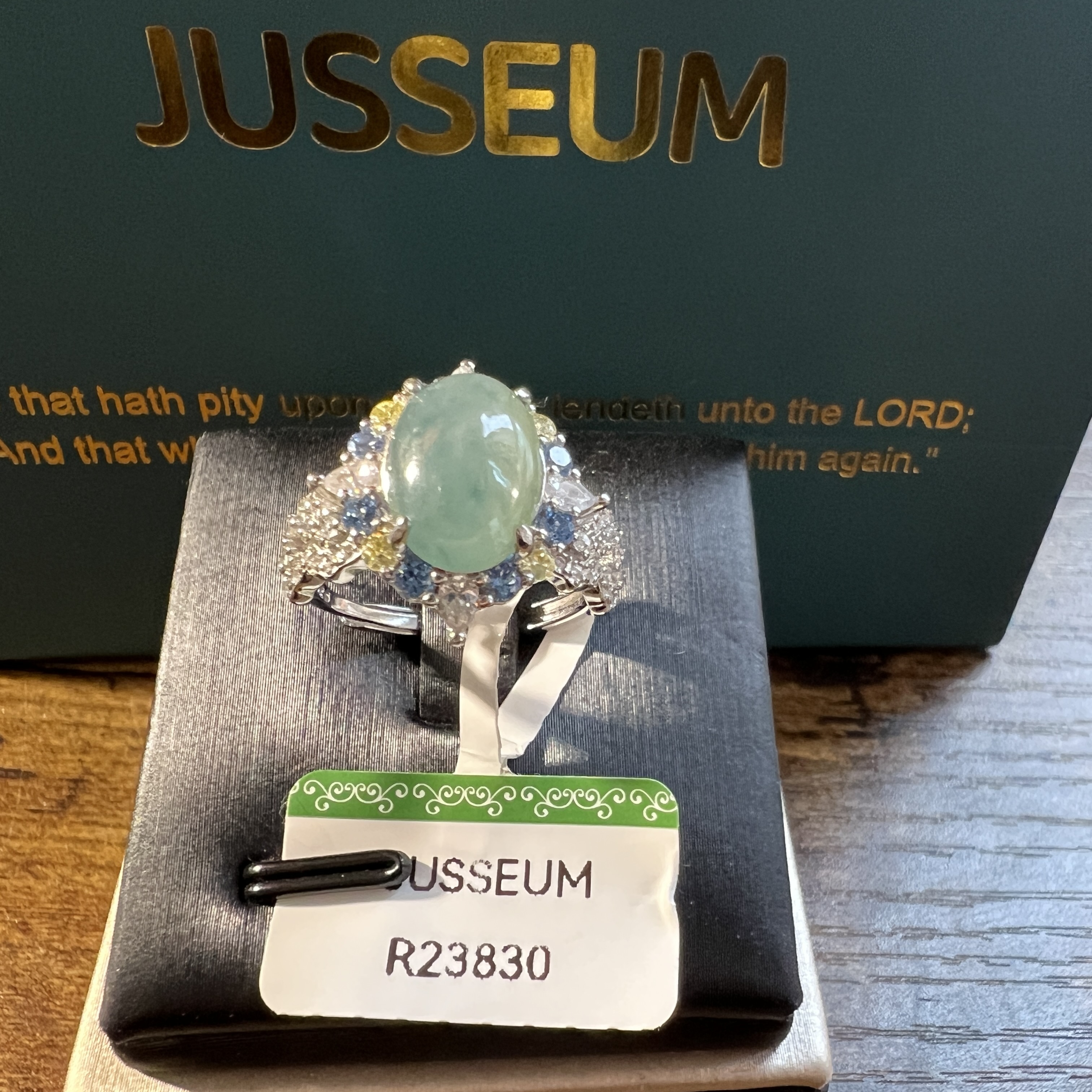 糯冰湖水綠飄花戒指