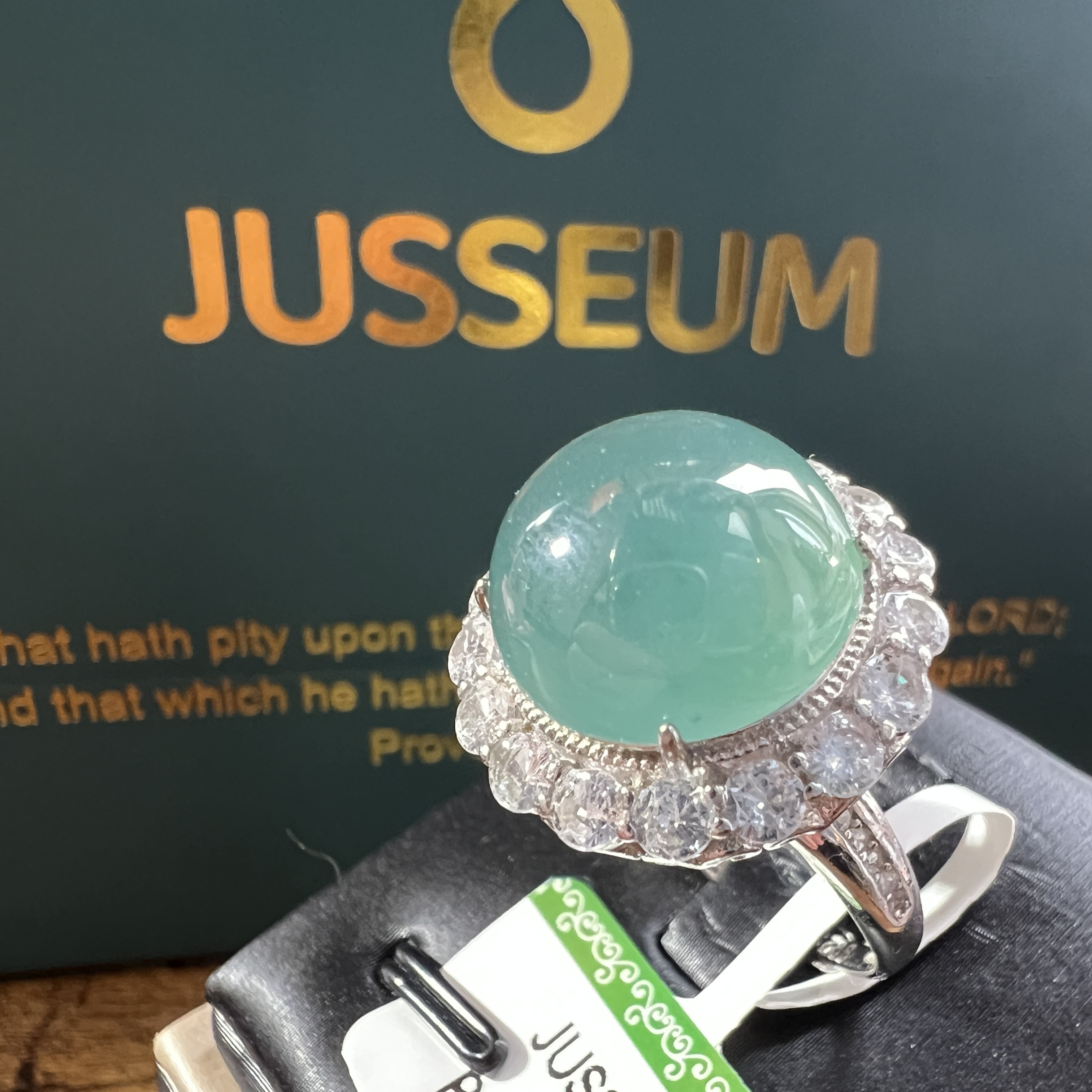 冰糯化湖水藍正元大蛋面戒指