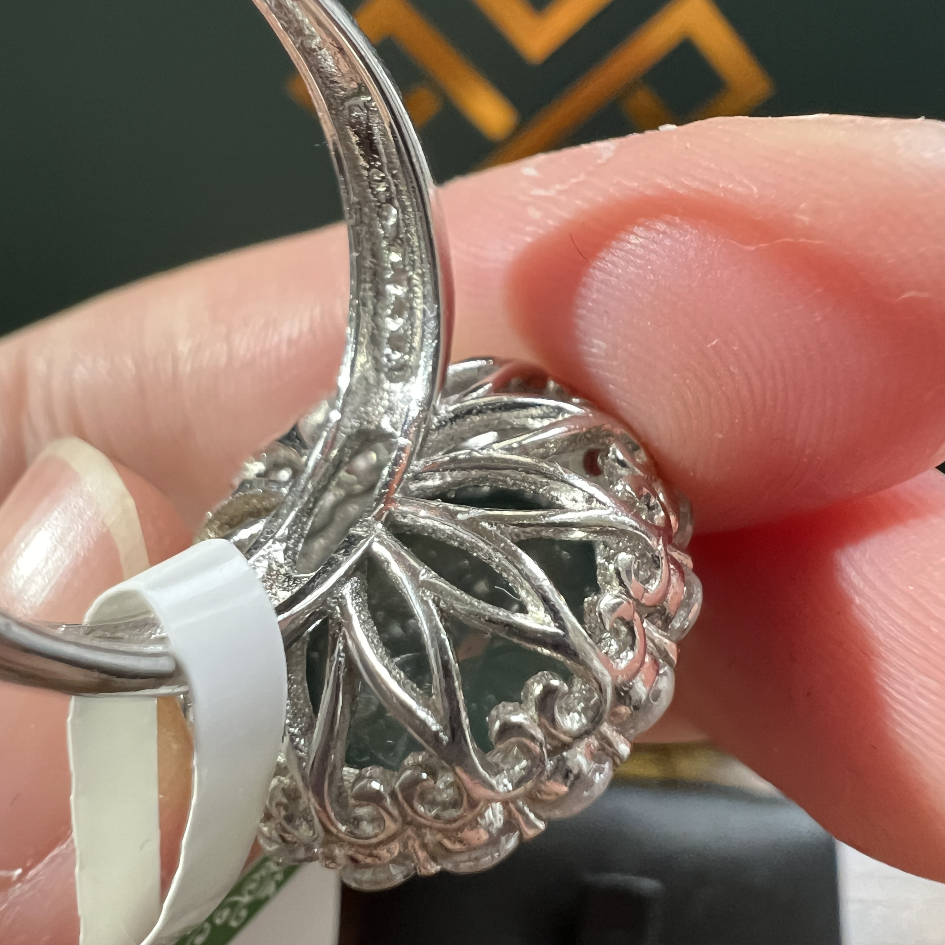 冰糯化湖水藍正元大蛋面戒指