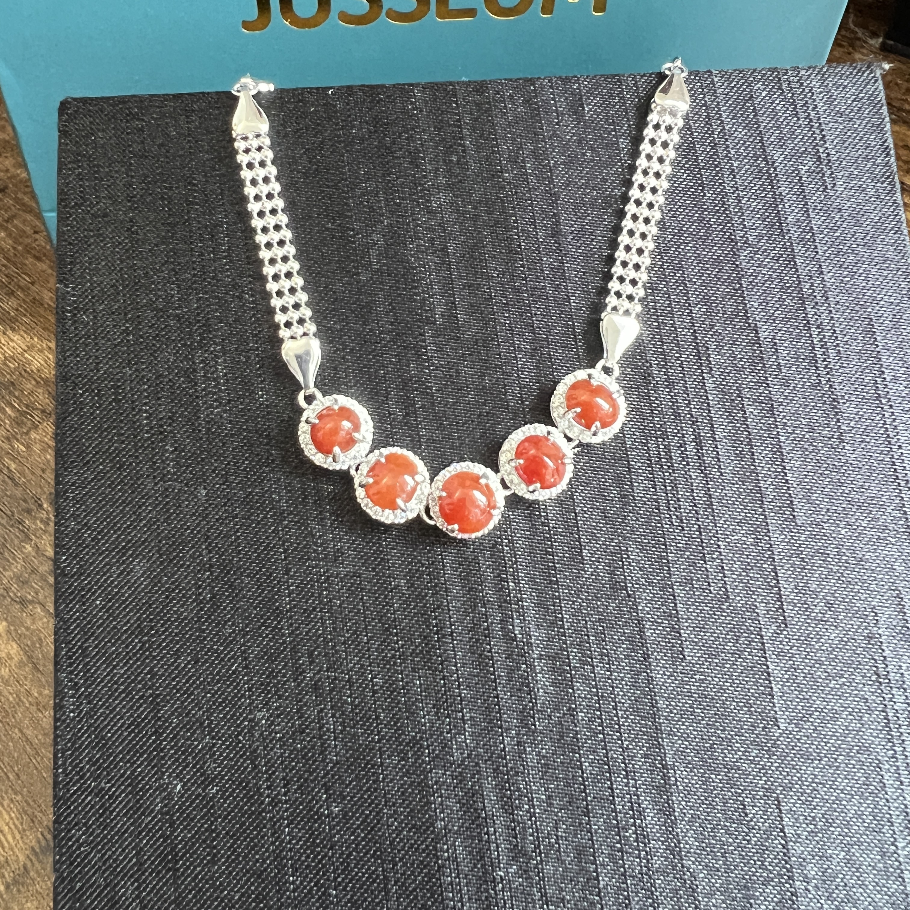 細糯正濃紅翡手鍊