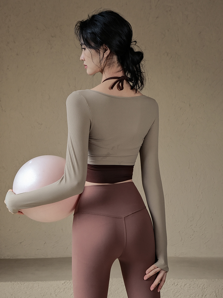 帶胸墊假兩件瑜伽長袖t恤