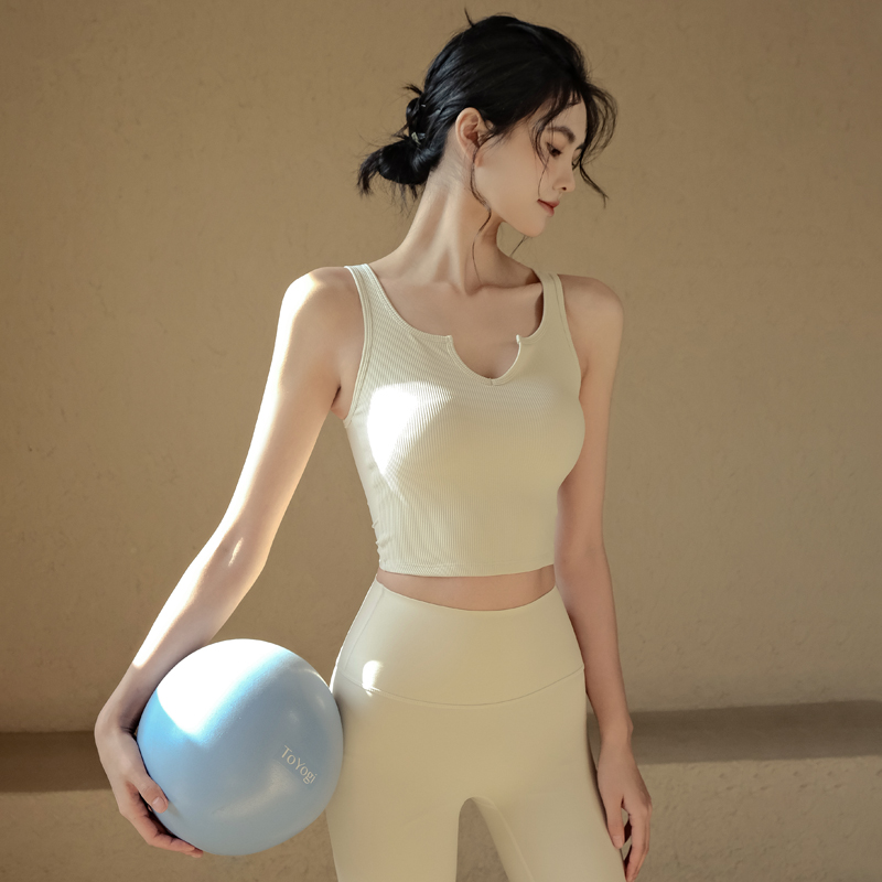 白色高級感運動背心