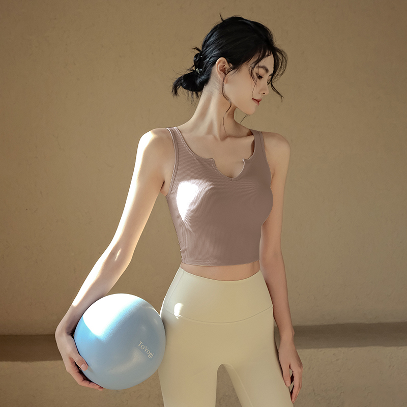 白色高級感運動背心