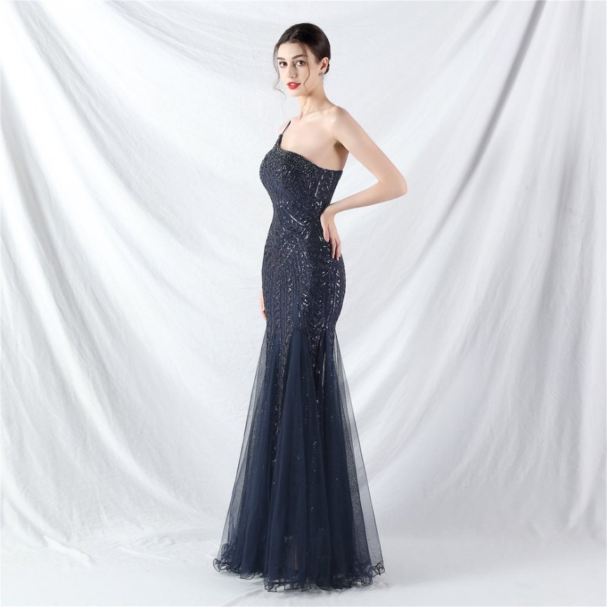 Elegant One-Shoulder Black Sequin Evening Gown with Tulle Skirt (Navy Blue) (Retail)