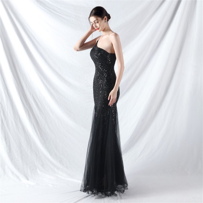 Image 7: Elegant One-Shoulder Black Sequin Evening Gown with Tulle Skirt