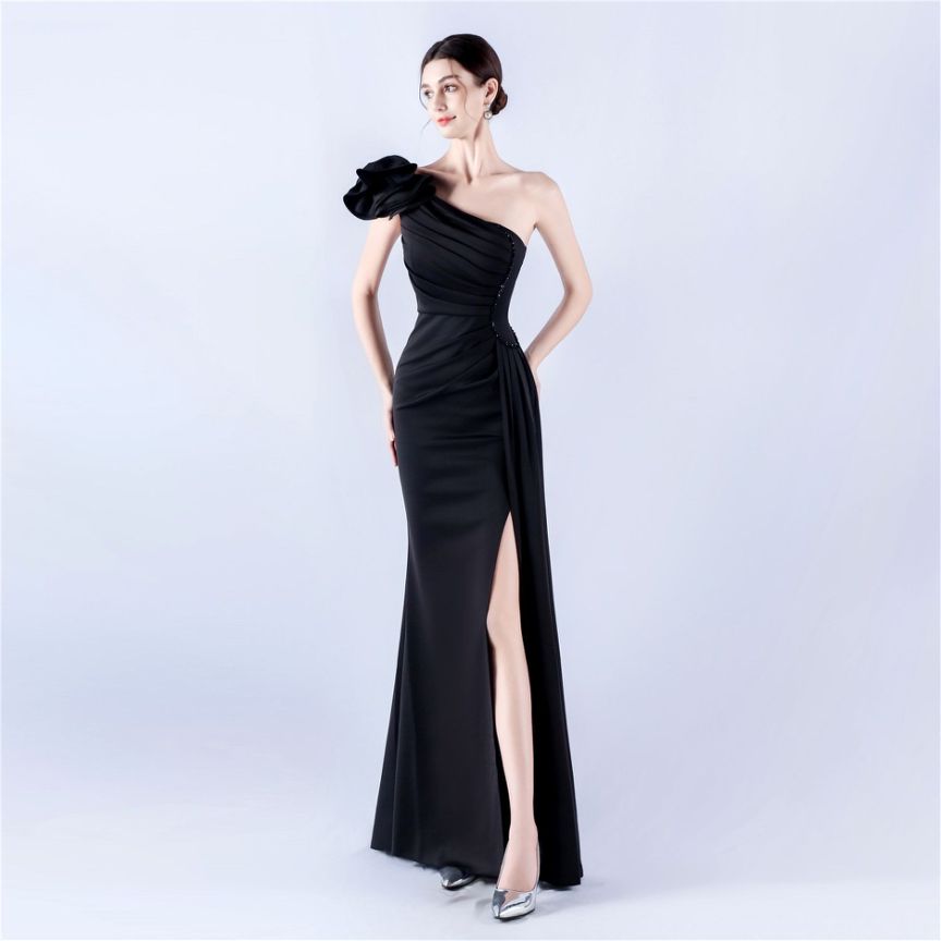 Gorgeous One Side Shoulder Evening Gown (Black) (Made To Order)