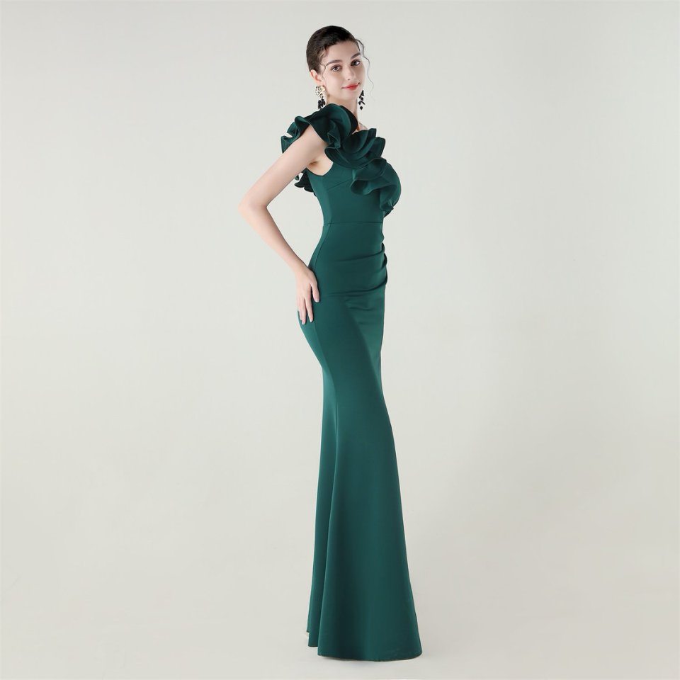 Gorgeous One Side Shoulder Fitting Evening Gown (Green) (Made To Order)