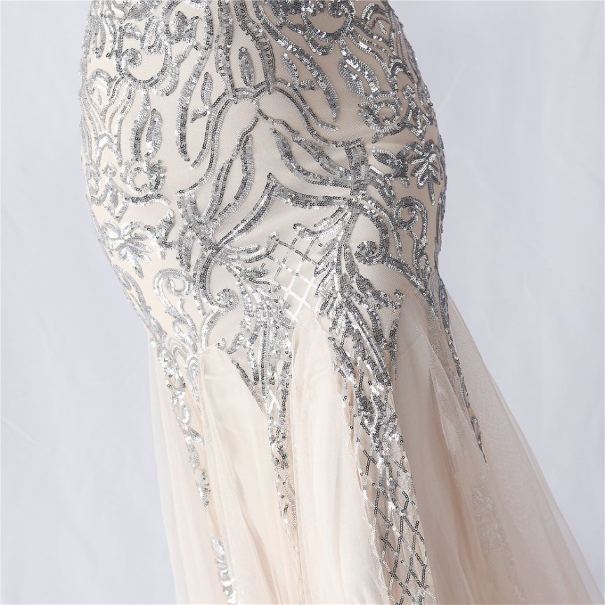 Spaghetti Sequins White Gown with Tulle Skirt Evening Gown (Black) (Silver)