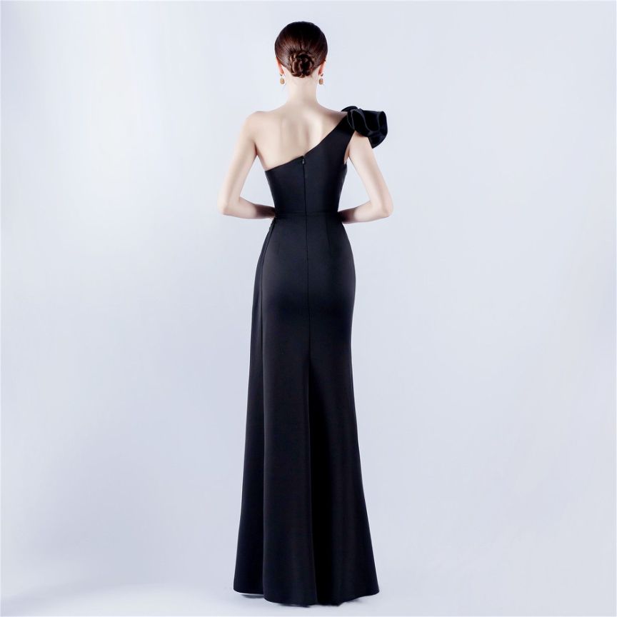 Gorgeous One Side Shoulder Evening Gown (Black) (Made To Order)