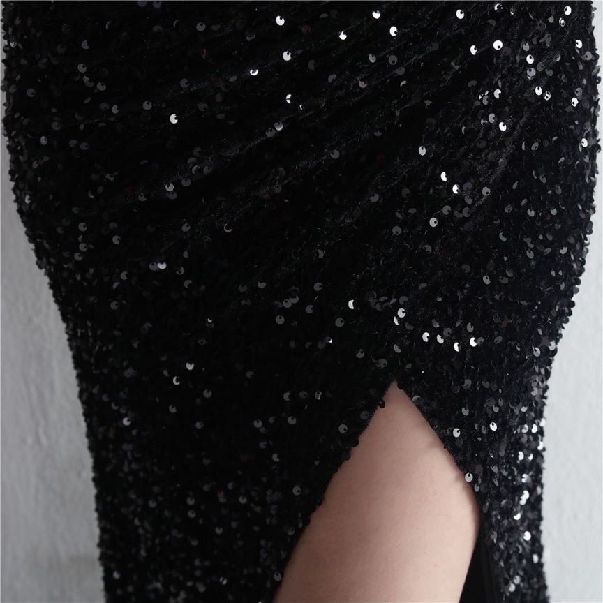 One Side Shoulder Sequins with Overlap Slit Evening Gowns (Black) (Made To Order)