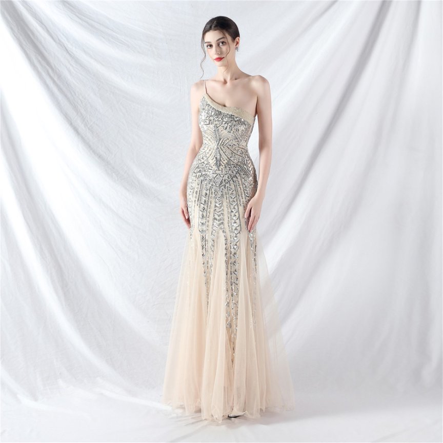 Elegant One-Shoulder Black Sequin Evening Gown with Tulle Skirt (Silver) (Made To Order)