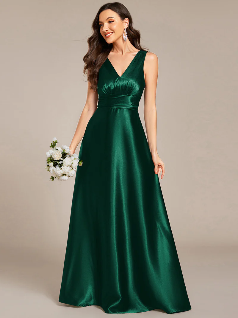 Elegant Deep V-Neck Empire Waist Satin Gowns with Pockets (Made To Order) (Green)