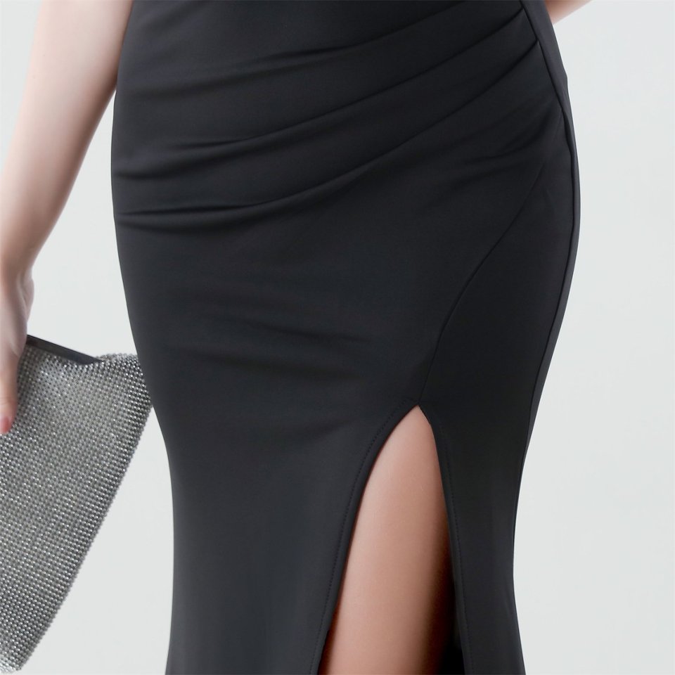 Strapless Pleated Layering Fitting Evening Gown (Black) (Made To Order)