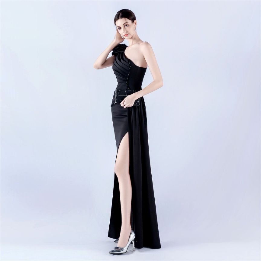 Gorgeous One Side Shoulder Evening Gown (Black) (Made To Order)