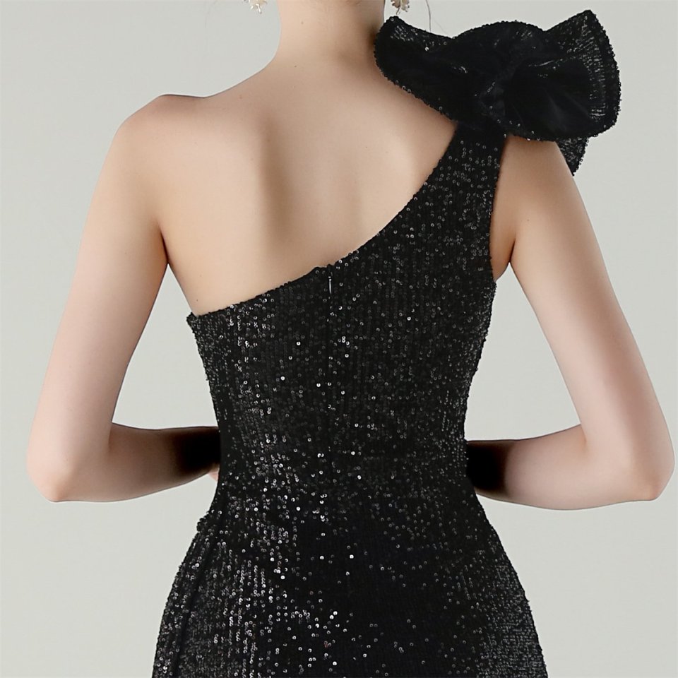 Gorgeous One Side Shoulder Pleated Sequins Evening Gown (Black) (Made To Order)