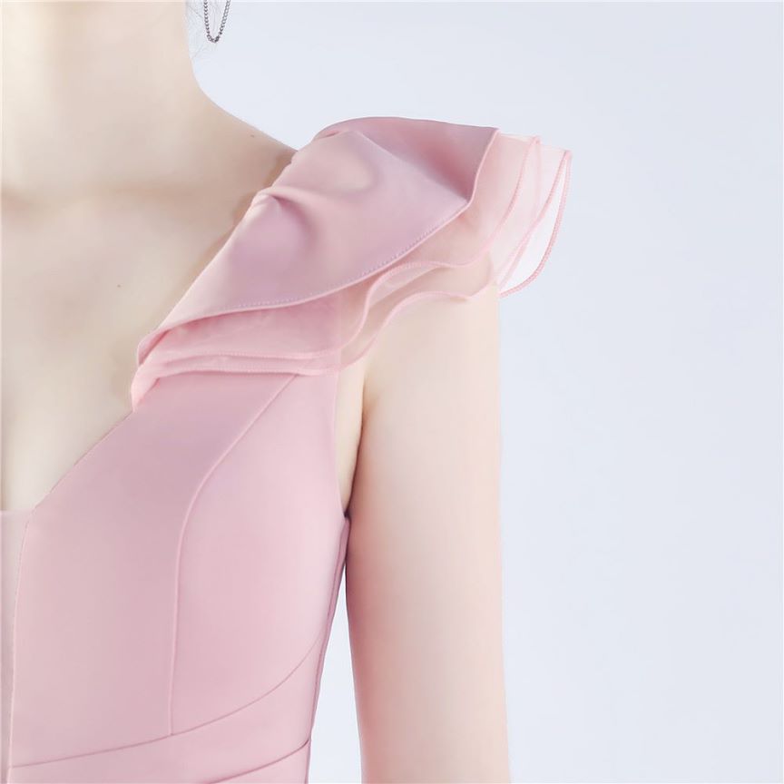 Ruffles Shoulder With Low Back Fitted Evening Gown (Dusty Pink) (Retail)