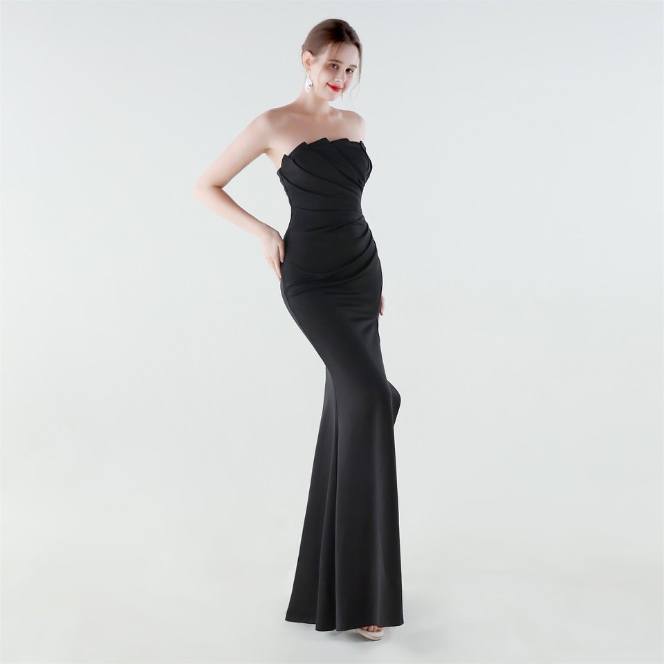 Strapless Pleated Layering Fitting Evening Gown (Black) (Made To Order)