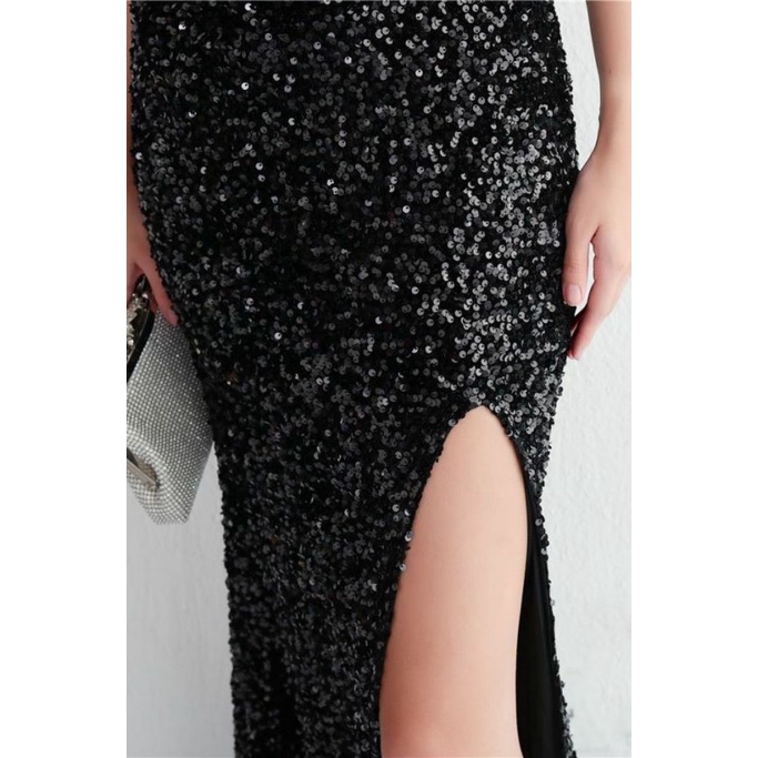 Gorgeous Open Back Spaghetti Evening Gown (Black) (Made To Order)