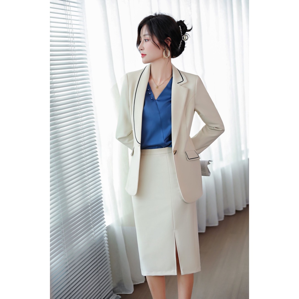 Trendy Long Sleeve Collared Suit Blazer (Beige) (PreOrder)