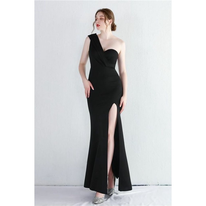 One Side Off Shoulder with High Slit Evening Dress (Black) (Made To Order)