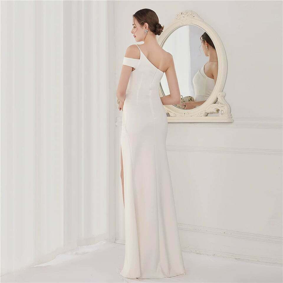[ReadyStock] One Side Off Shoulder Classy Evening Gowns - White