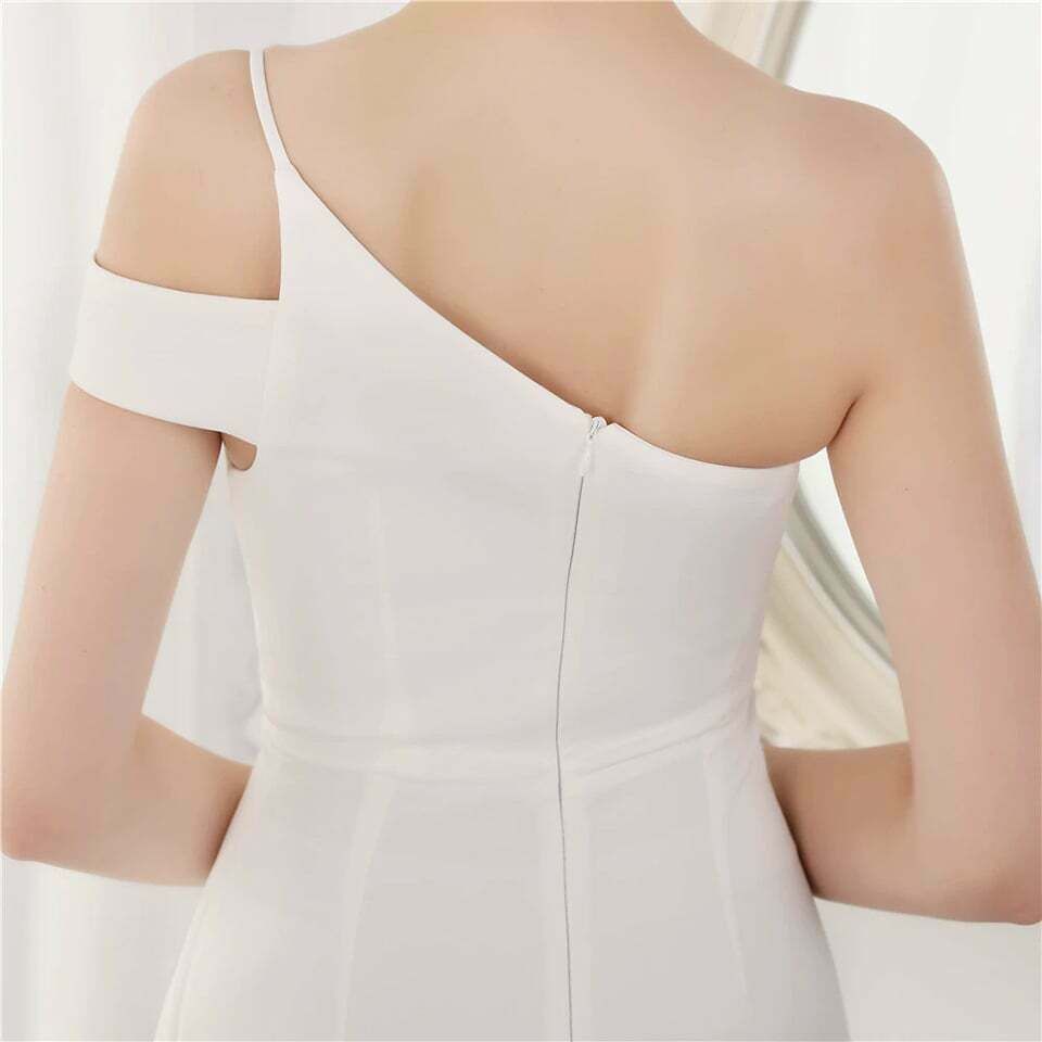 [ReadyStock] One Side Off Shoulder Classy Evening Gowns - White