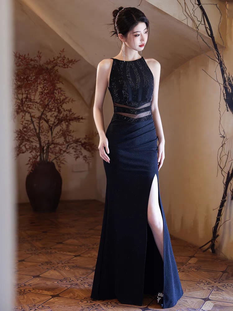 Round Neck with Transparent Pattern Waist Gown (Retail)