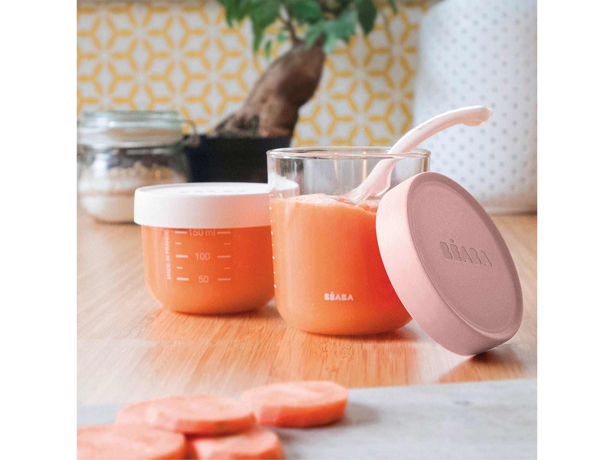 Beaba Set of 2 Glass Container-150ml/250ml (AiryGreen/Light Mist,Blue/Neon,Dark Pink/Pink,Baby Pink/Navy)-Bebehaus