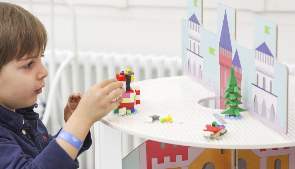 Stokke MuTable Bricks Tower V2-Bebehaus