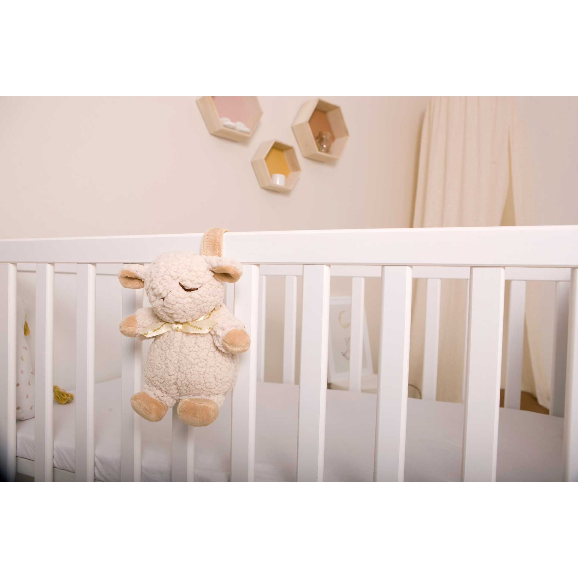 Cloud b Sheep On The Go-Bebehaus