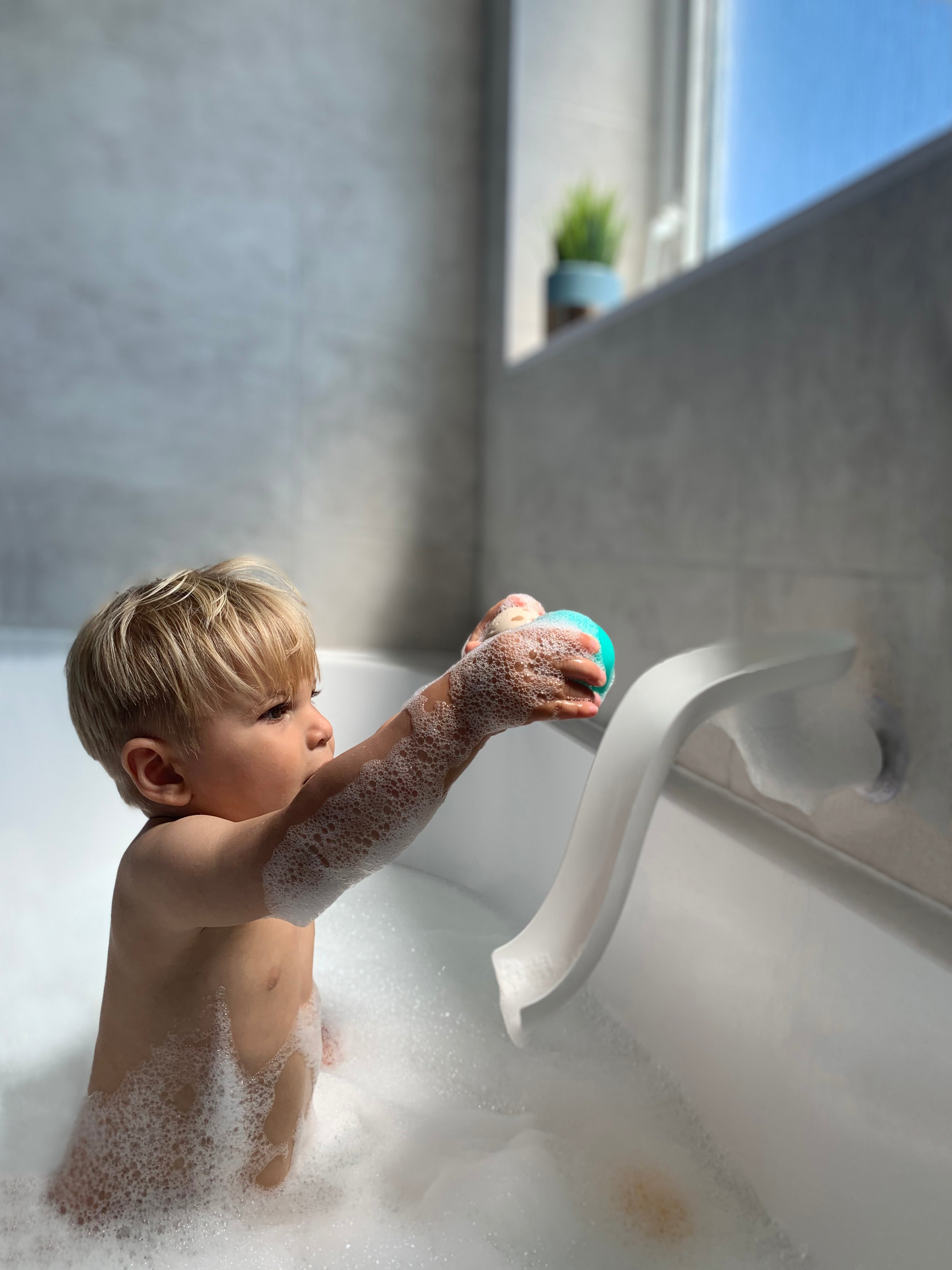 Matchstick Monkey Bathtime Slide Set-Bebehaus