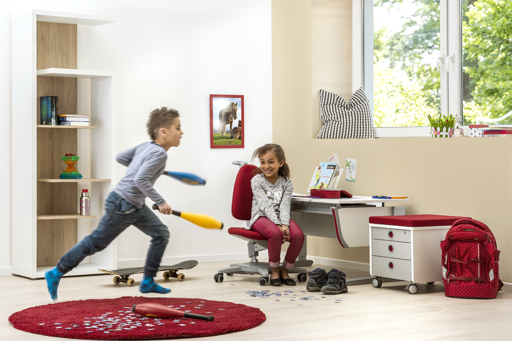 Moll Joker Ergonomic Study Table-Bebehaus